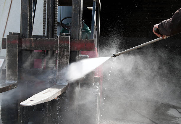 Professional Pressure Washing Services in Middle Island, NY